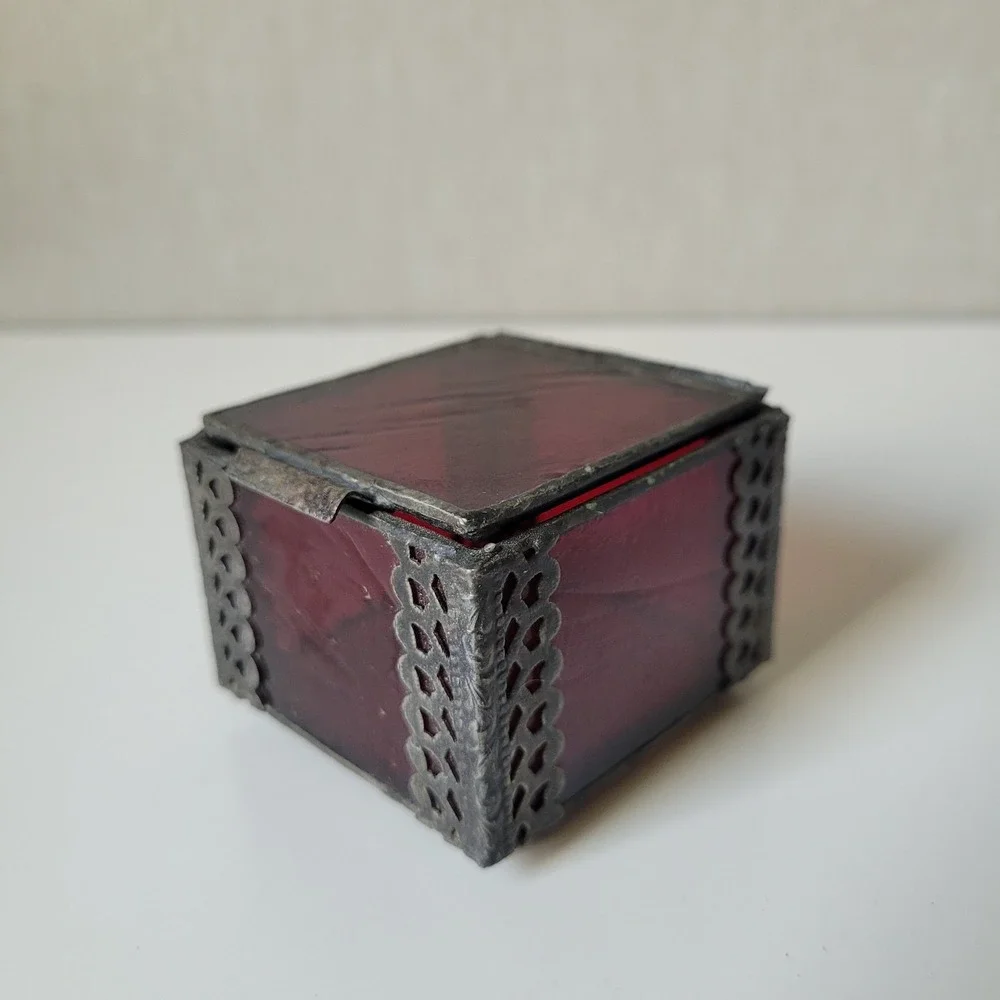 Vintage Slag Glass Trinket Box with Decorative Filigree Edging – Deep Red Gothic